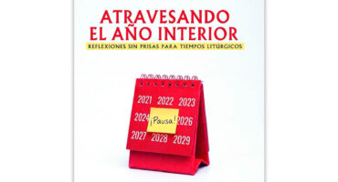 Atravesando el Año Interior de Carmiña Navia Velasco